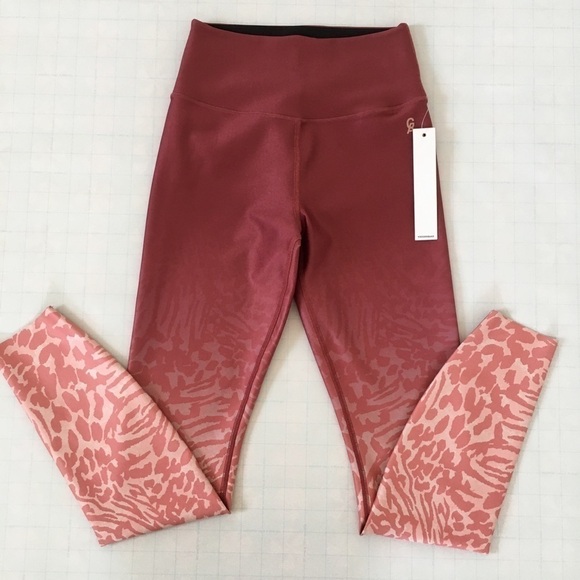 Good American High Rise core strength Legging 1/25 - Picture 4 of 13